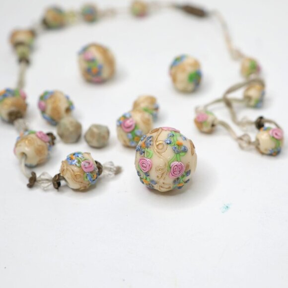 Vintage Murano Venetian Cream Wedding Cake Art Glass Beads Necklace 1930s Floral - Picture 6 of 11